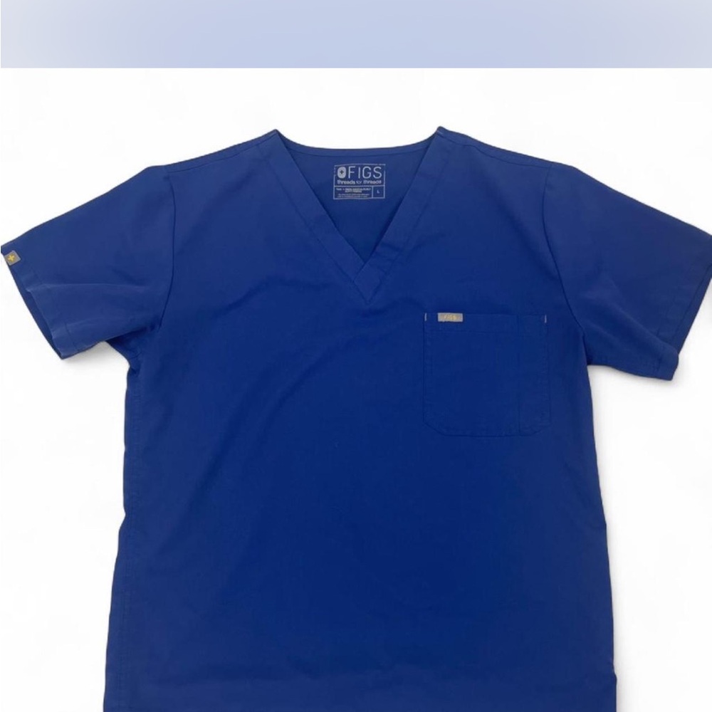 FIGS  Men’s Royal Blue Scrub Top Single Pocket/pencil Pocket.  SIZE Large
